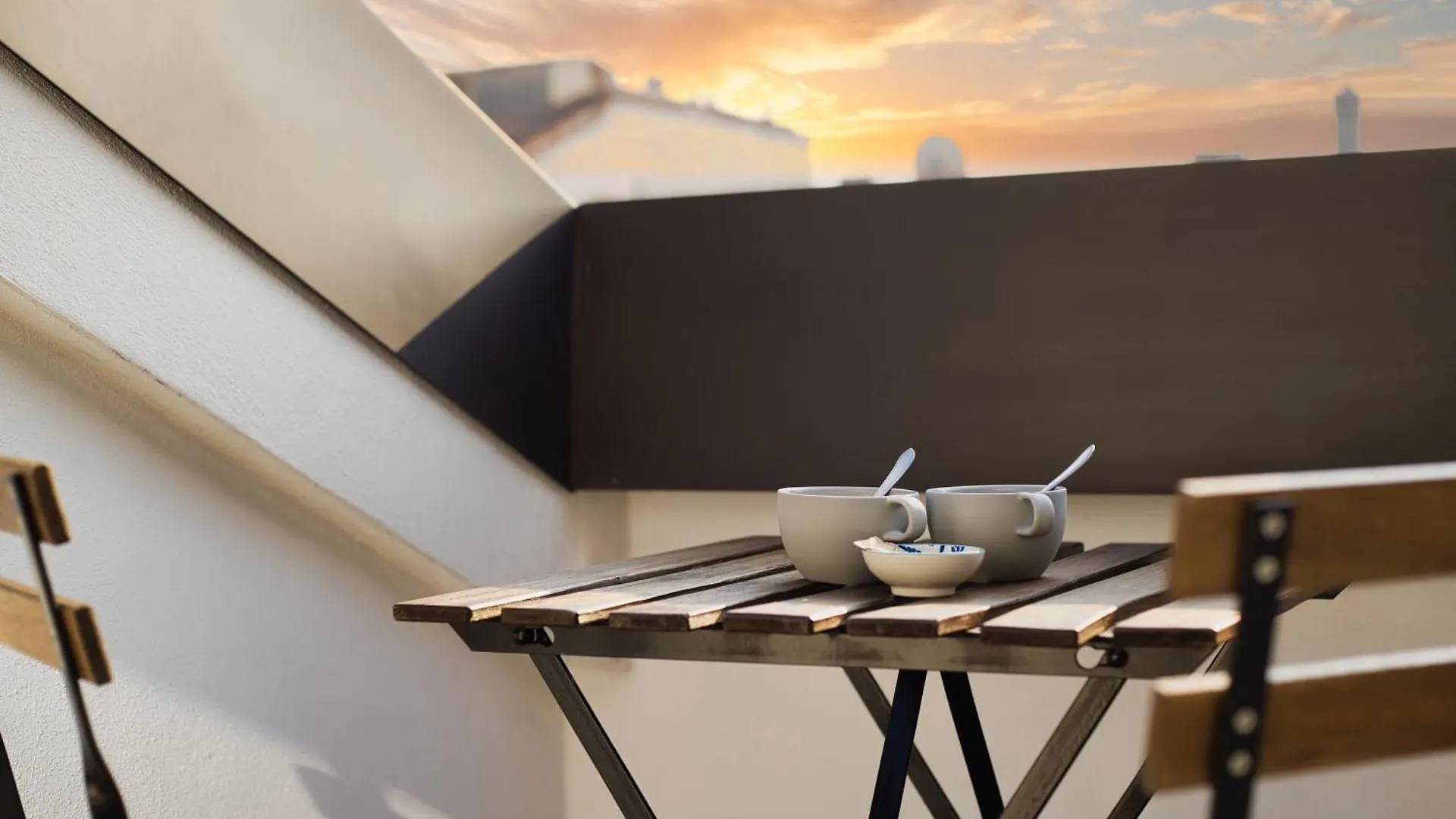 Just Urban Stays - Stunning Penthouse With Balcony - Porta Venezia Milan Apartment