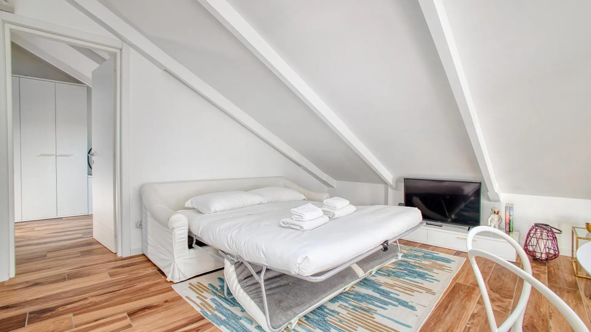 Apartment Just Urban Stays - Stunning Penthouse With Balcony - Porta Venezia Milan Italy
