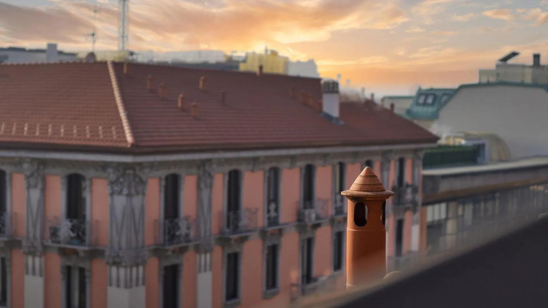 Just Urban Stays - Stunning Penthouse With Balcony - Porta Venezia Milan